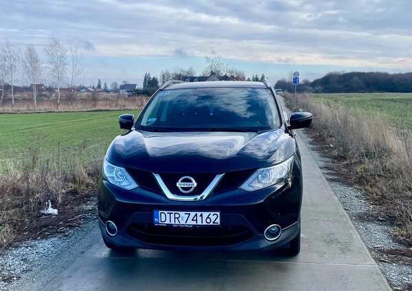 Nissan Qashqai cena 54900 przebieg: 115000, rok produkcji 2015 z Trzebnica małe 254